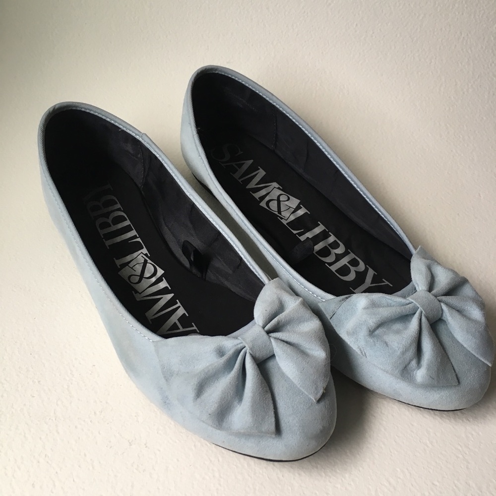Pastel blue suede bow slippers flats